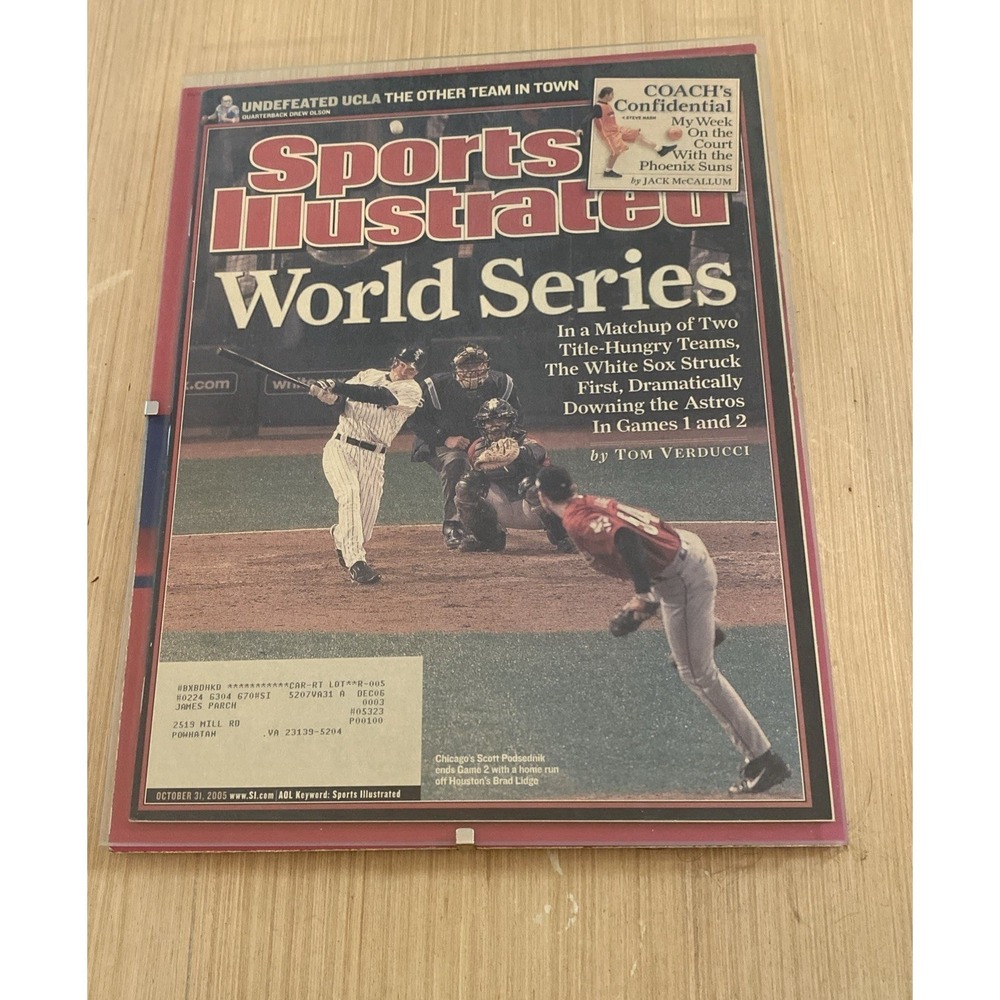 SPORTS ILLUSTRATED-OCTOBER 31,2005 WORLD SERIES White Sox Astros